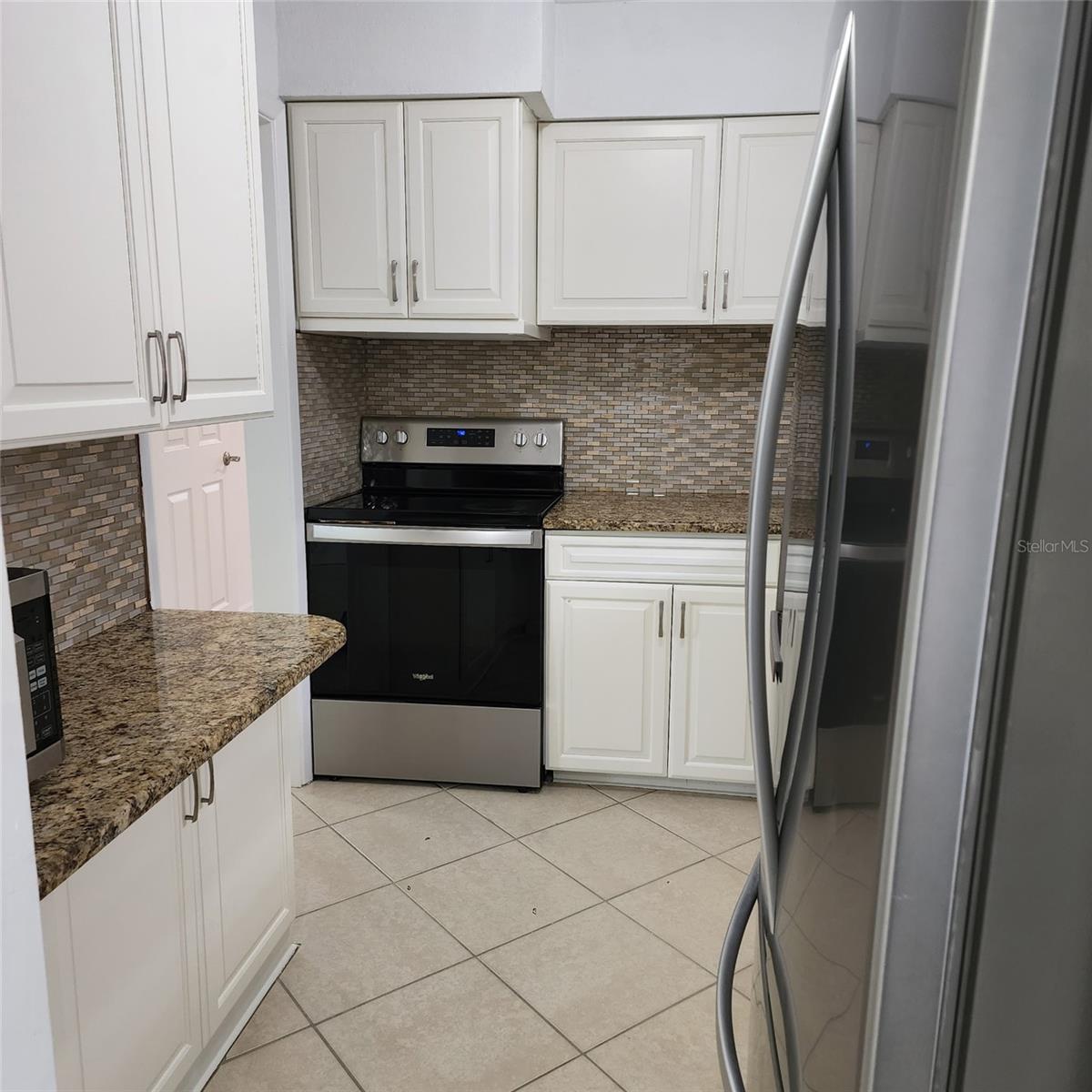 Image 4 of 21 For 3925 Omega Lane