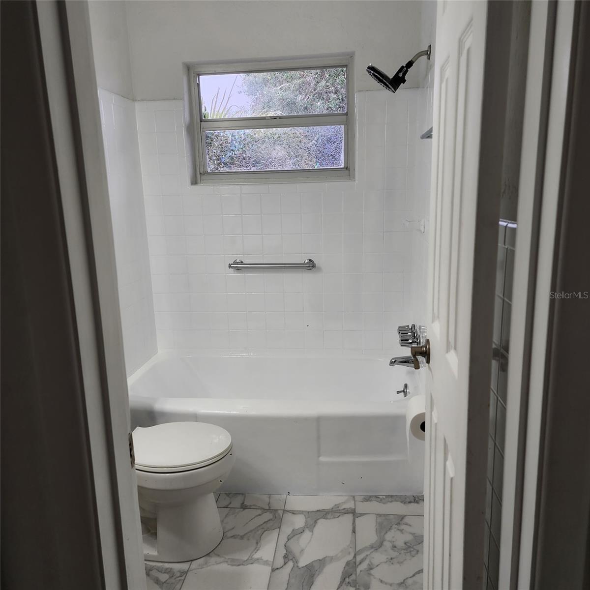 Image 7 of 21 For 3925 Omega Lane