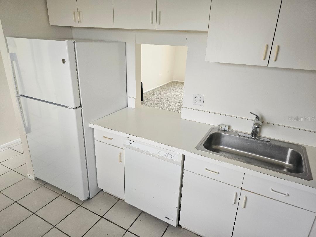 Image 2 of 15 For 3880 Ironwood Lane 505e