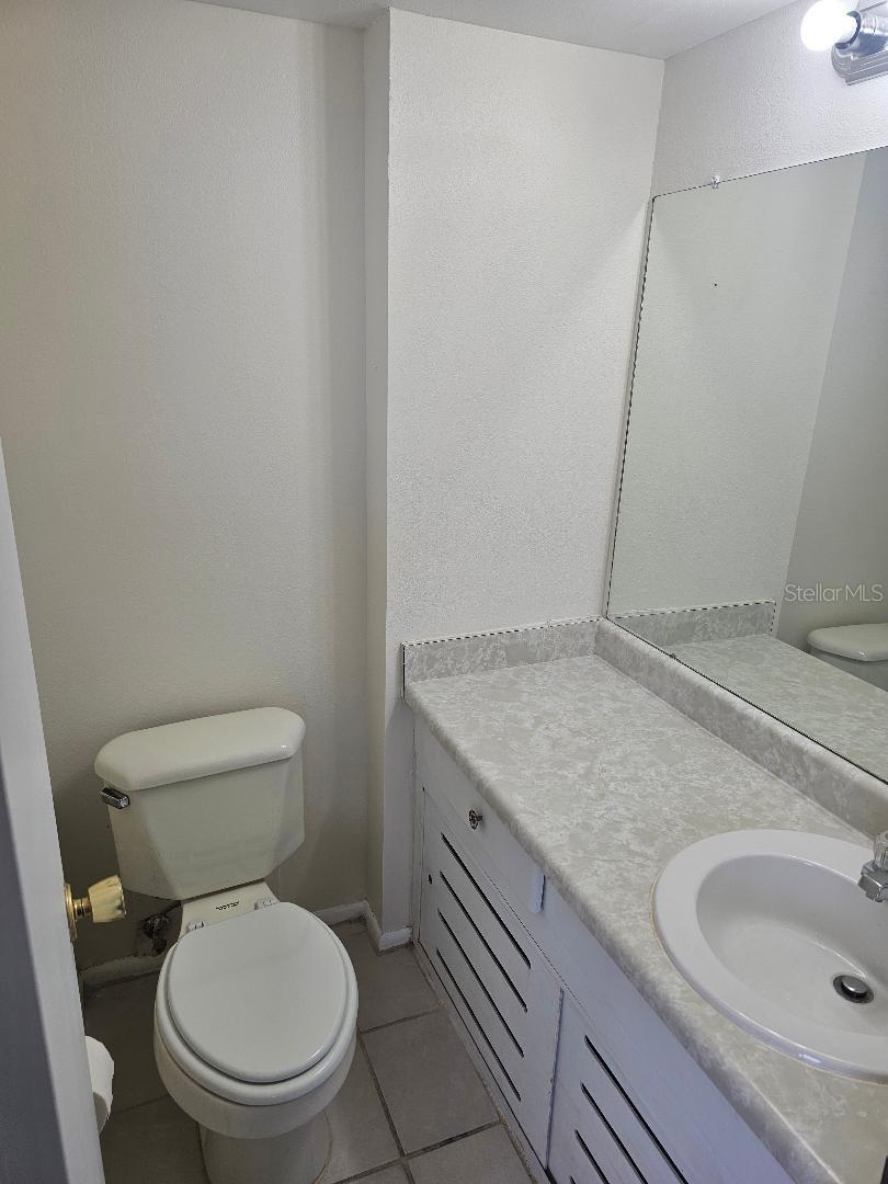 Image 4 of 15 For 3880 Ironwood Lane 505e