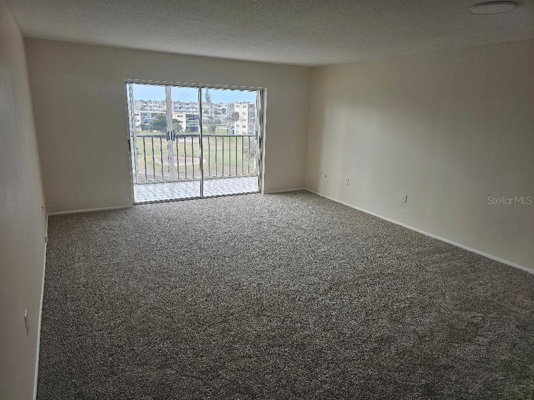 Image 5 of 15 For 3880 Ironwood Lane 505e