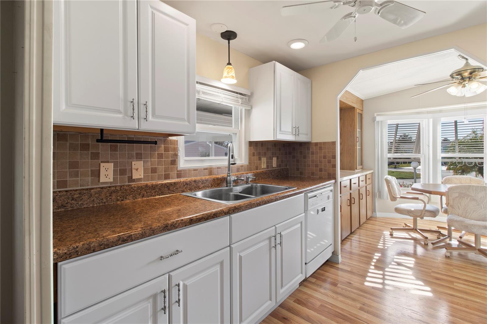 Image 11 of 50 For 47 Quail Court