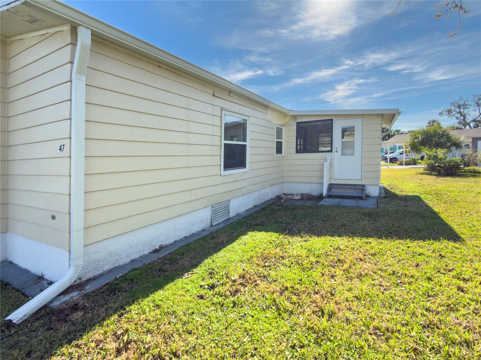 Image 29 of 50 For 47 Quail Court