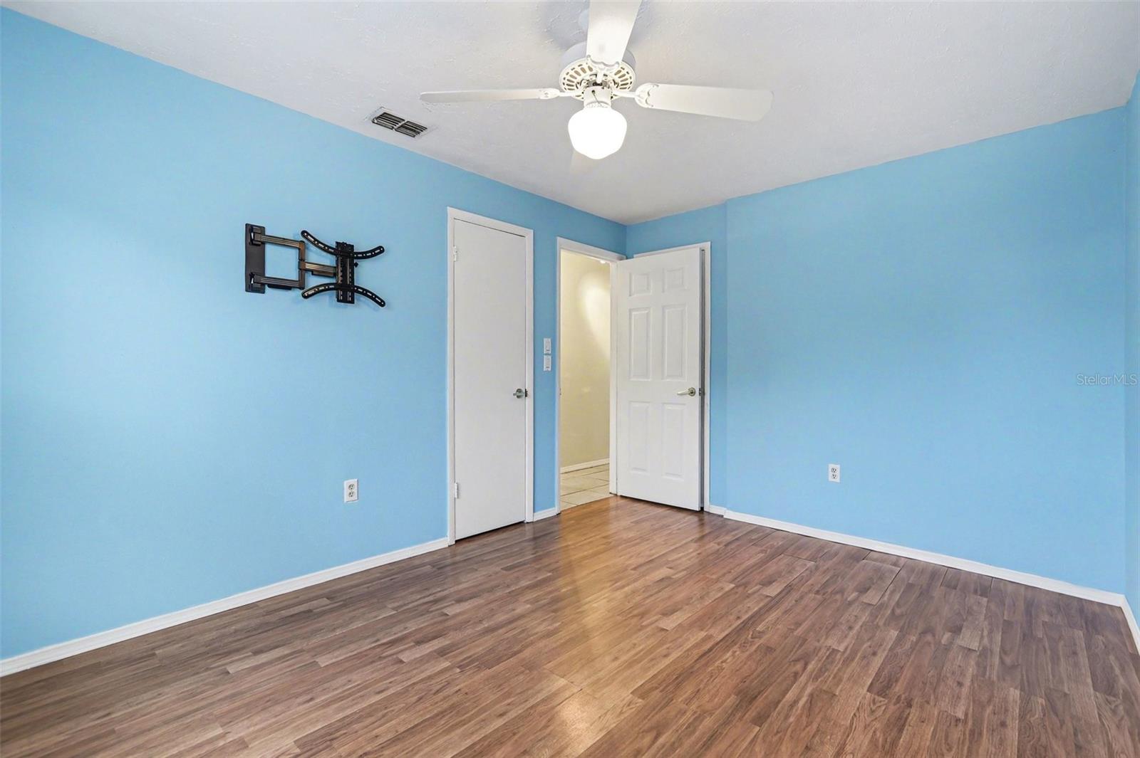 Image 18 of 30 For 2874 Indianwood Drive