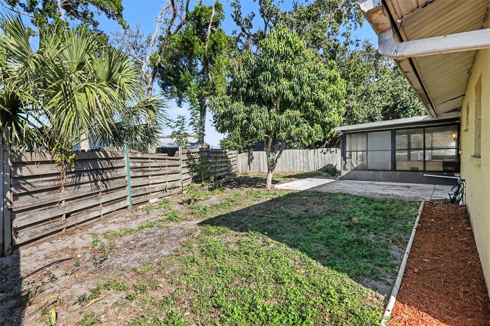 Image 21 of 30 For 2874 Indianwood Drive