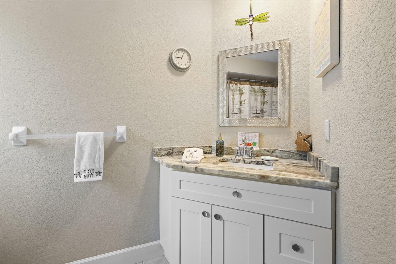 Image 22 of 38 For 26549 Valparaiso Drive