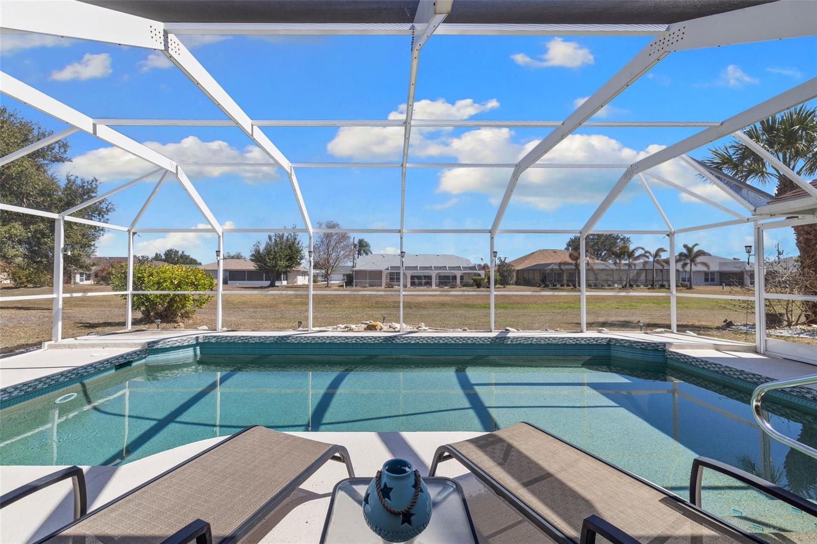 Image 25 of 38 For 26549 Valparaiso Drive