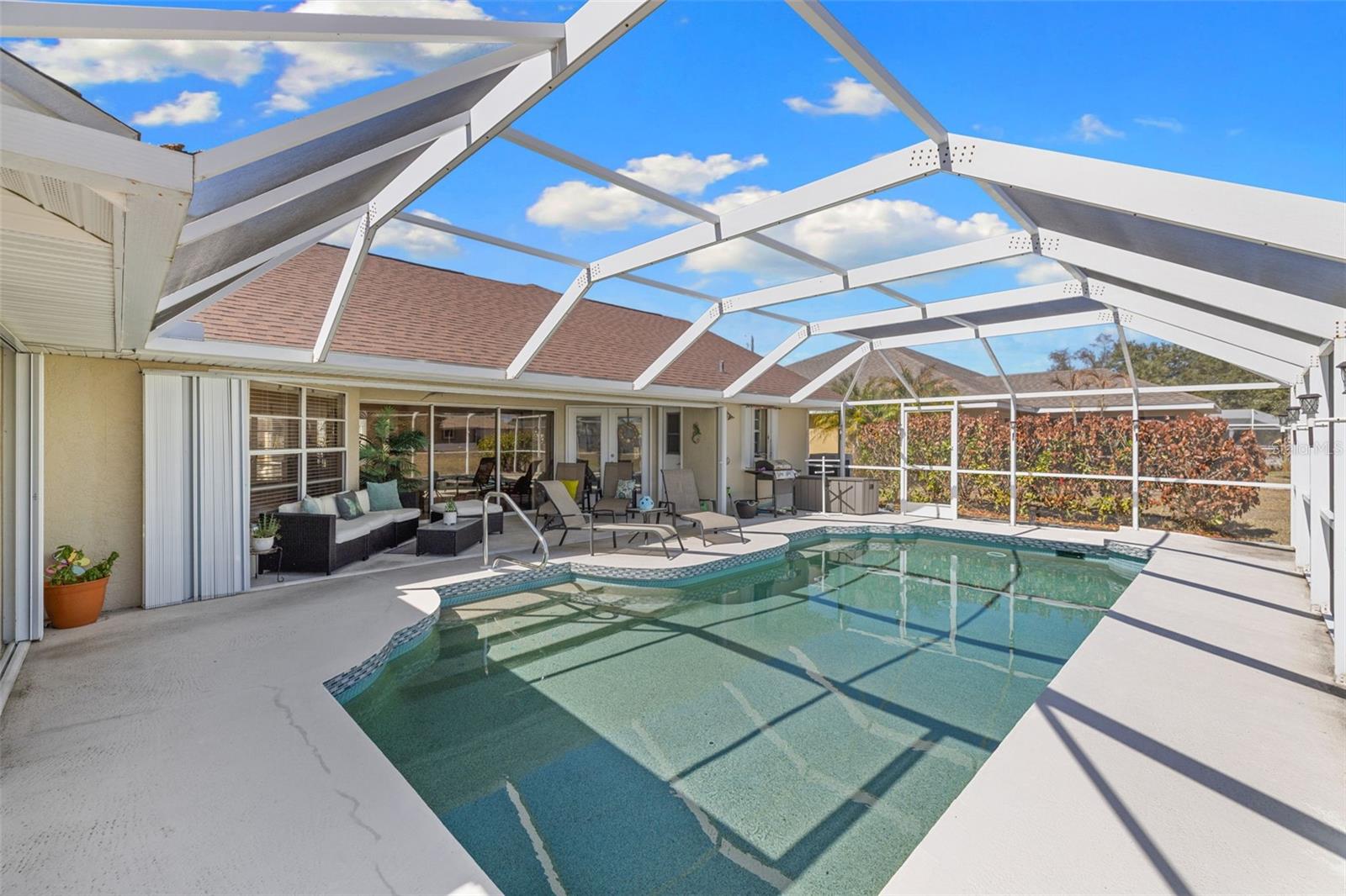 Image 27 of 38 For 26549 Valparaiso Drive