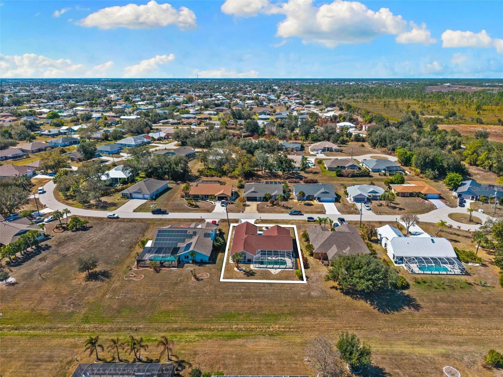 Image 34 of 38 For 26549 Valparaiso Drive