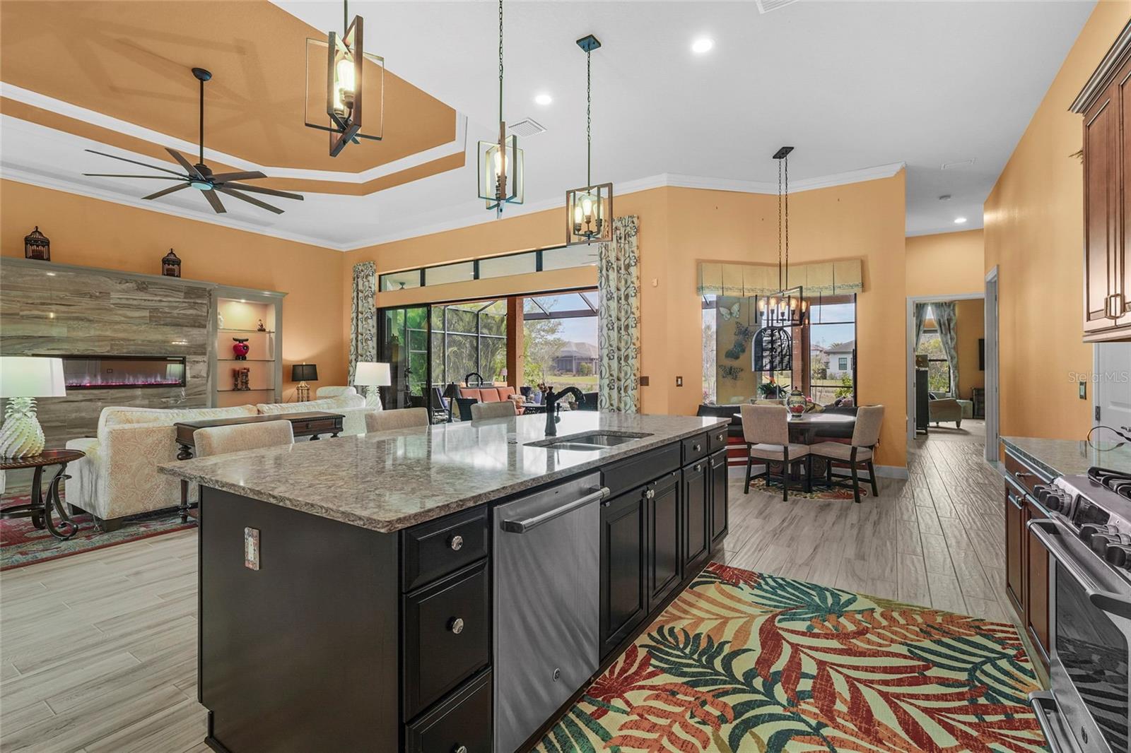 Listing photo id 8 for 12012 Legacy Estates Boulevard