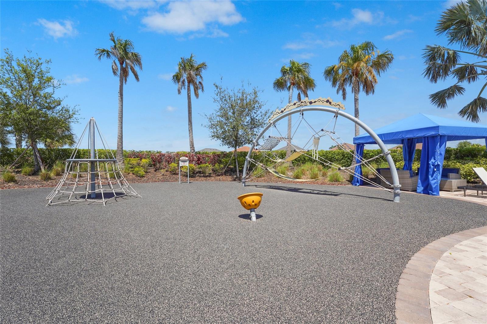 Listing photo id 65 for 12012 Legacy Estates Boulevard