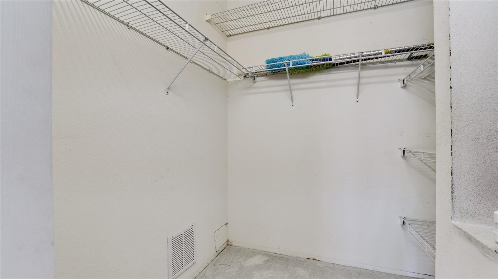 Image 27 of 50 For 507 Sanderling Circle