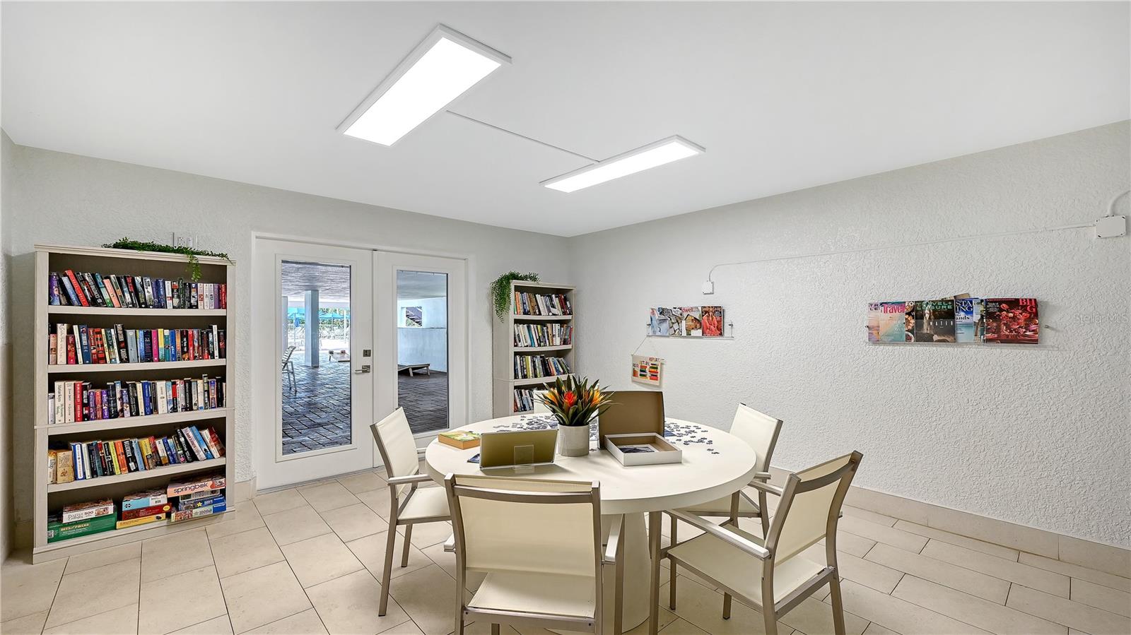 Image 36 of 45 For 1145 Gulf Of Mexico Drive 503