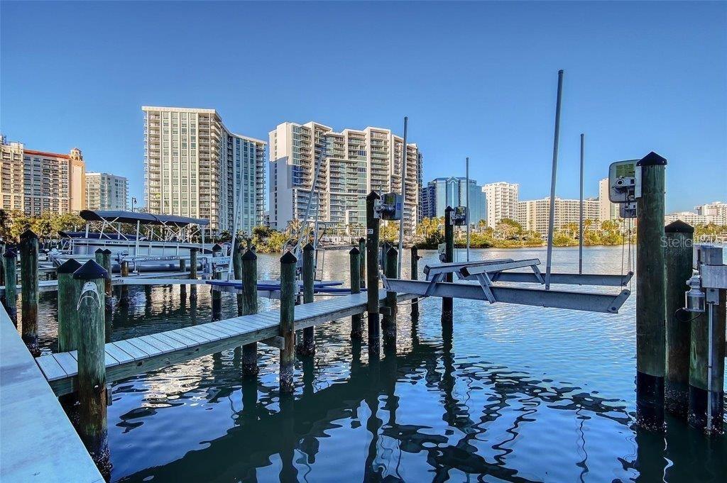 Image 3 of 47 For 650 Golden Gate Point 403