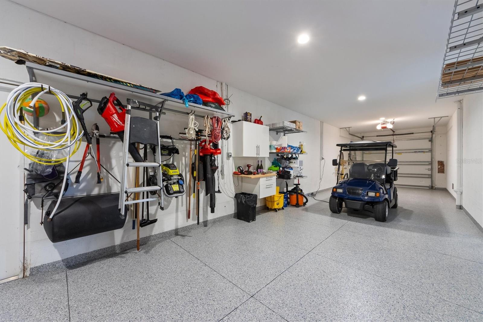 Listing photo id 43 for 108 Magnolia Avenue