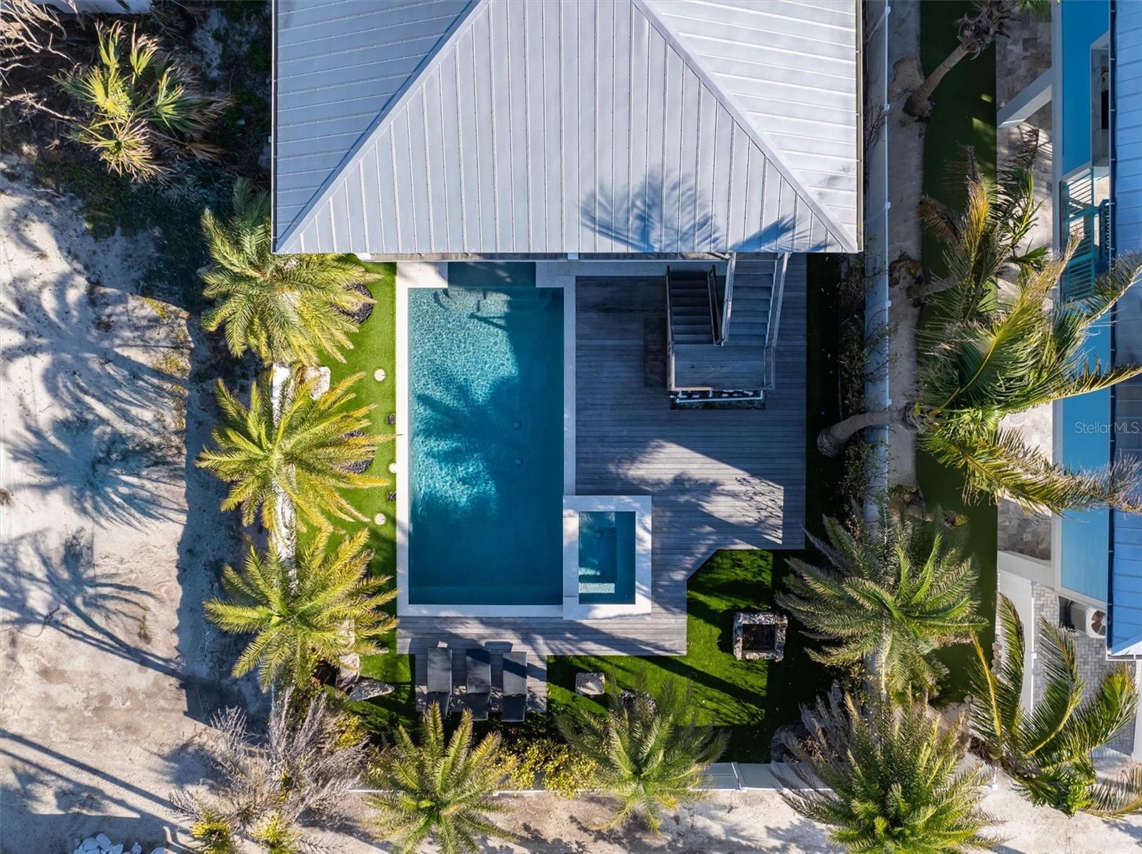 Listing photo id 65 for 108 Magnolia Avenue