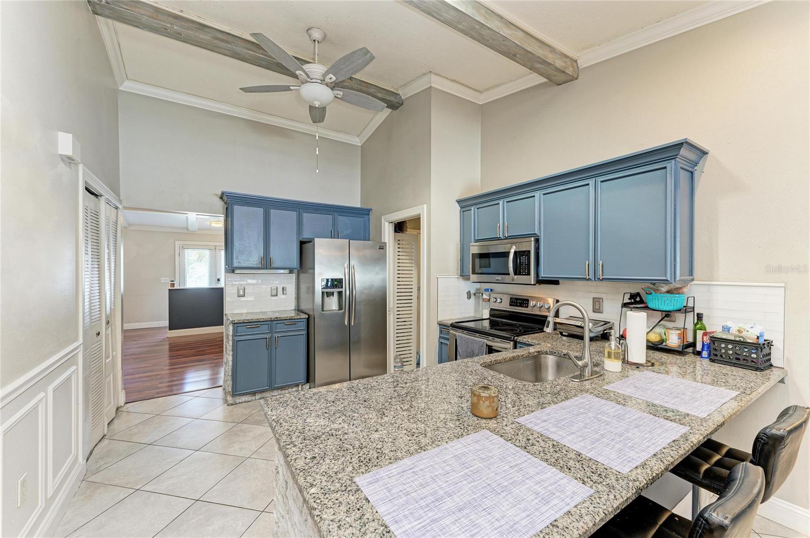 Image 12 of 54 For 3810 39th Ave W