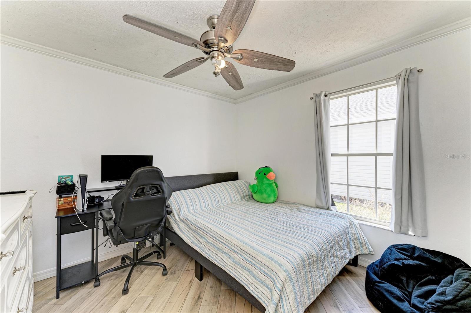 Image 25 of 54 For 3810 39th Ave W