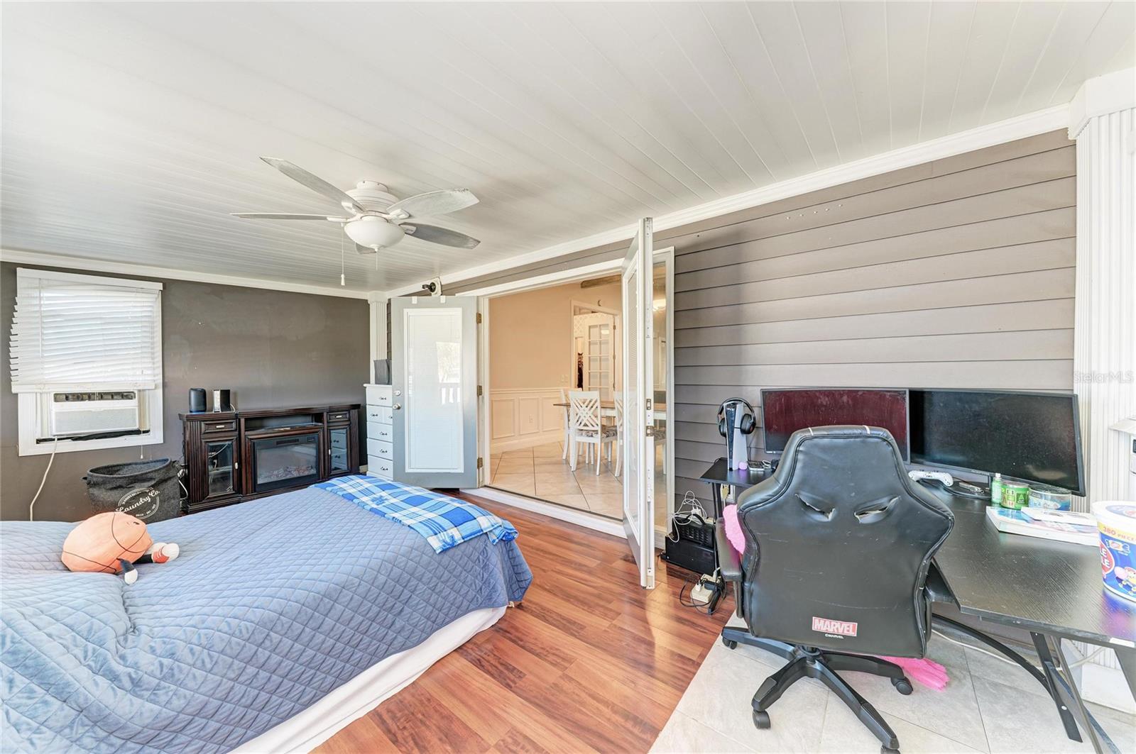 Image 33 of 54 For 3810 39th Ave W