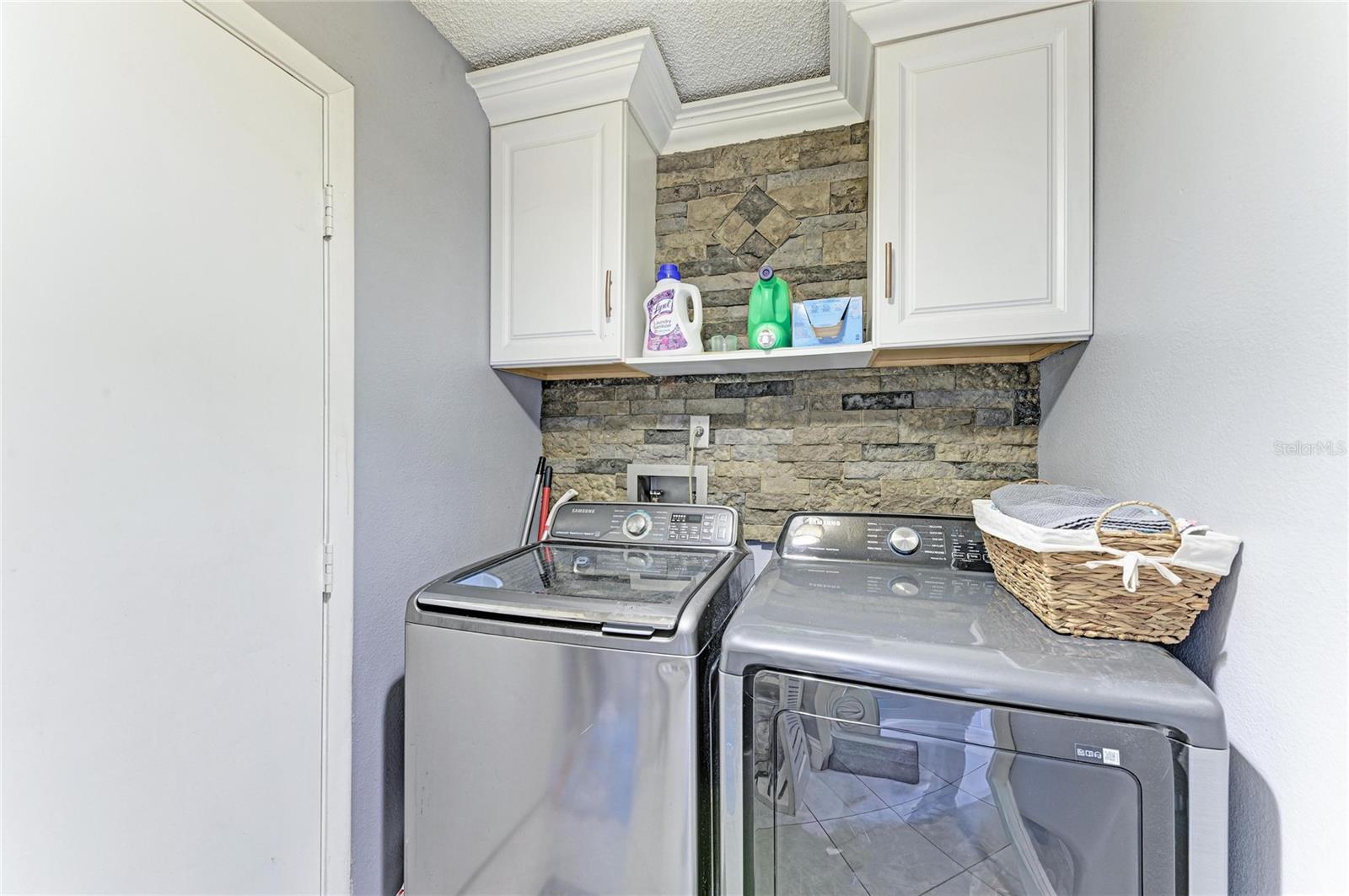 Image 34 of 54 For 3810 39th Ave W