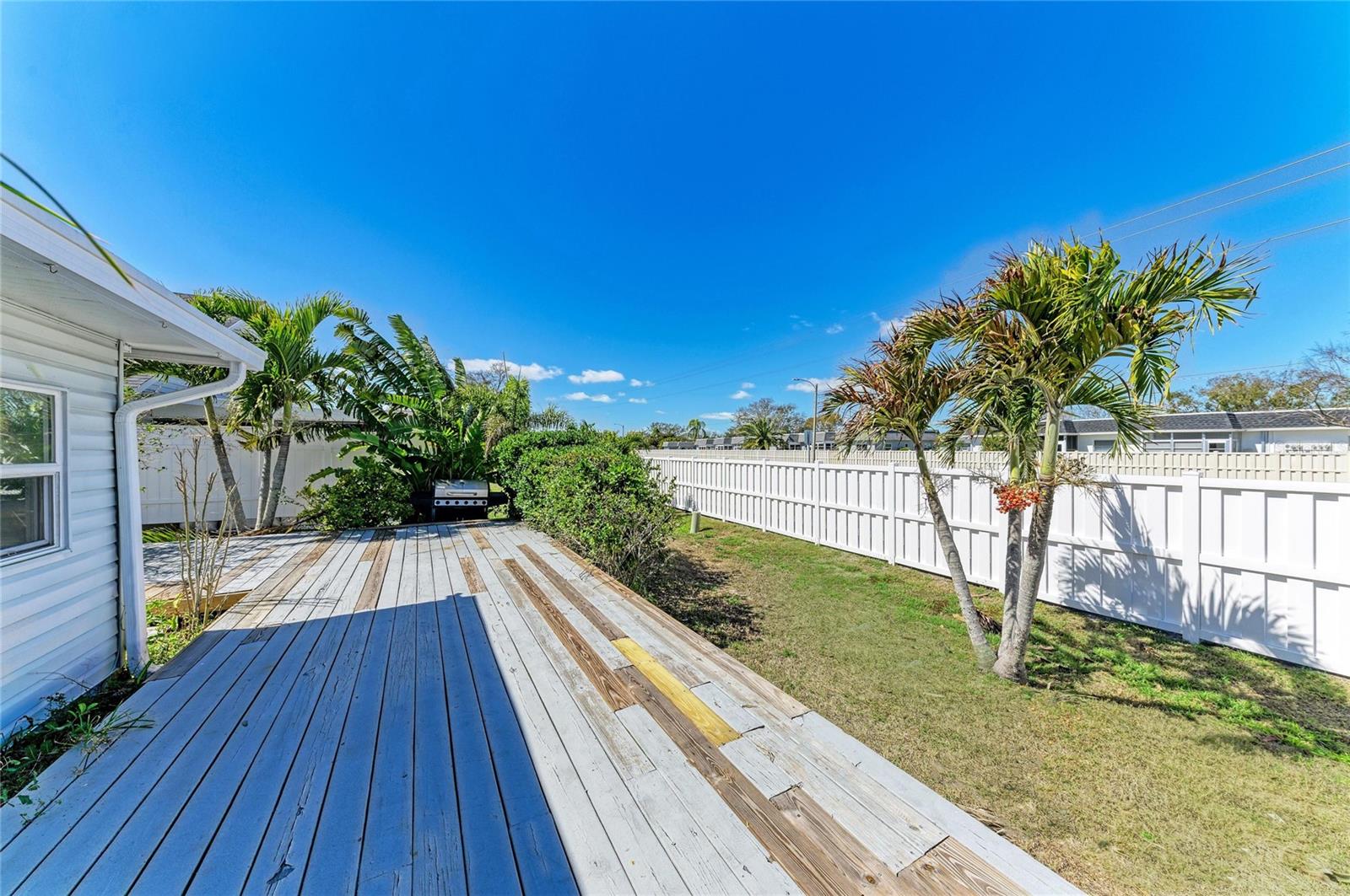 Image 38 of 54 For 3810 39th Ave W