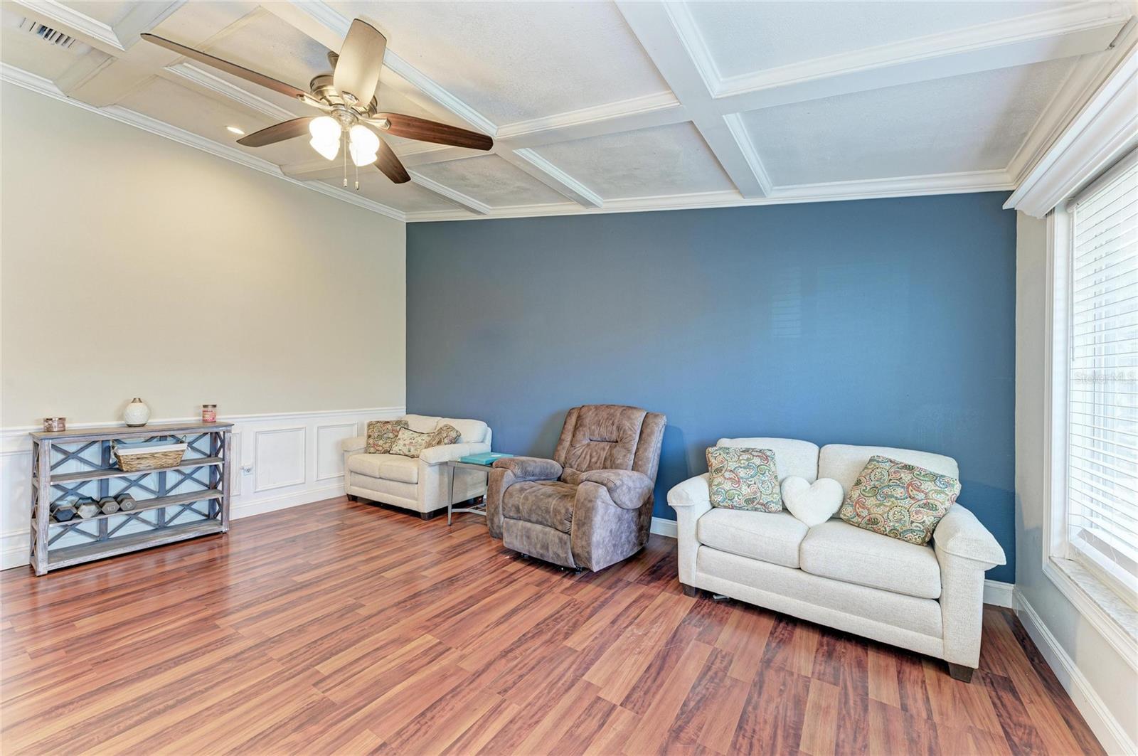 Image 7 of 54 For 3810 39th Ave W