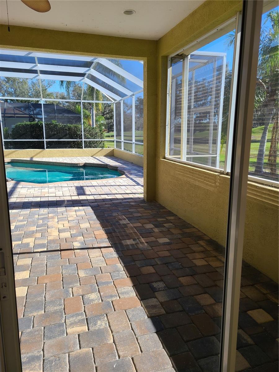 Image 7 of 35 For 9996 Cherry Hills Avenue Circle