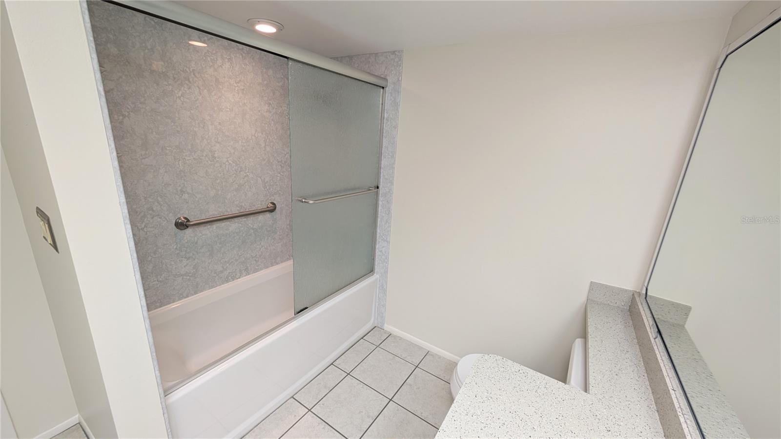 Image 13 of 26 For 2311 Beneva Terrace 2276