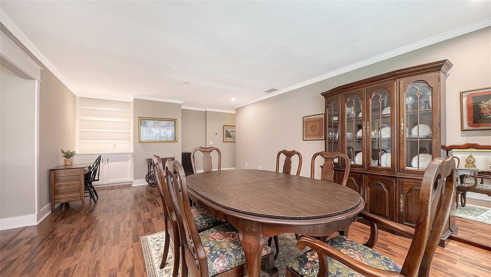 Image 24 of 35 For 4312 Dresden Lane 1