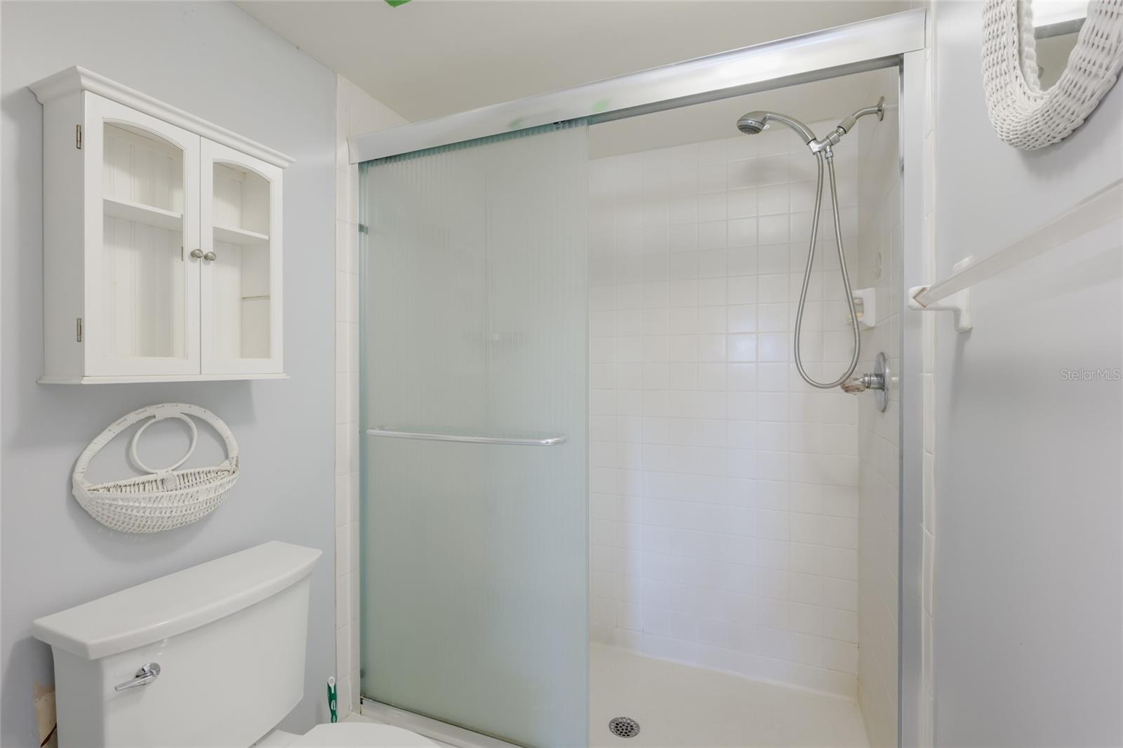 Image 19 of 43 For 6080 Red Maple Road 708