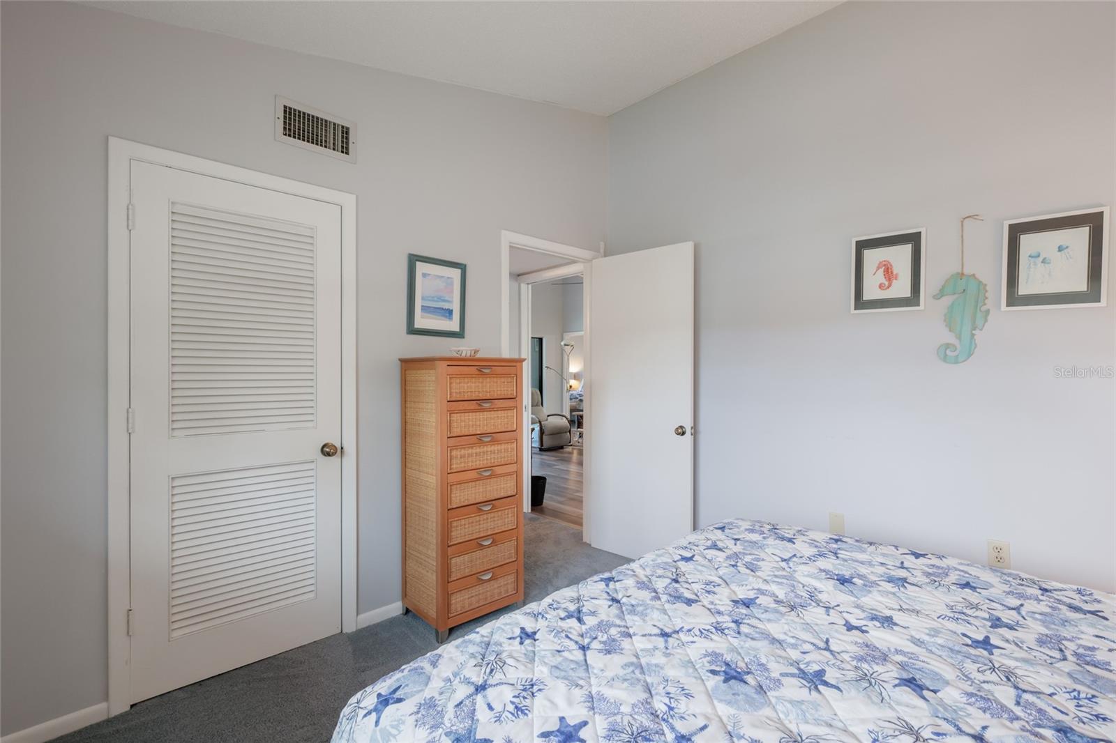 Image 22 of 43 For 6080 Red Maple Road 708