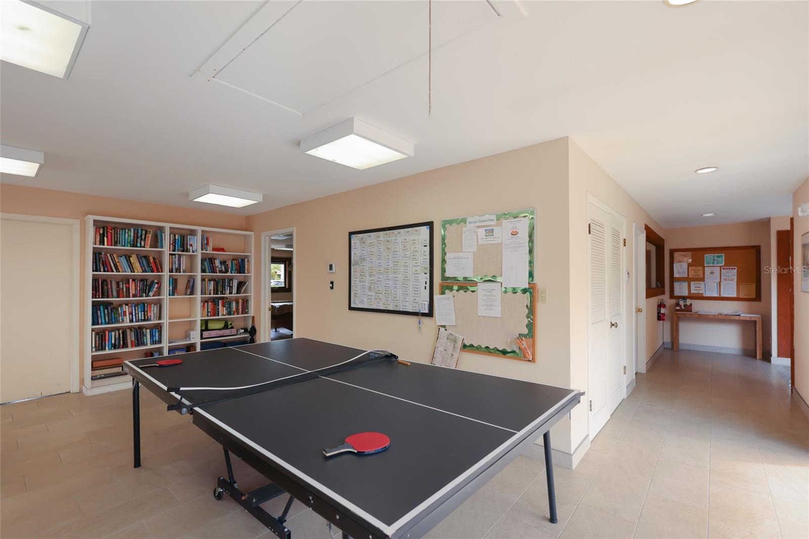 Image 26 of 43 For 6080 Red Maple Road 708