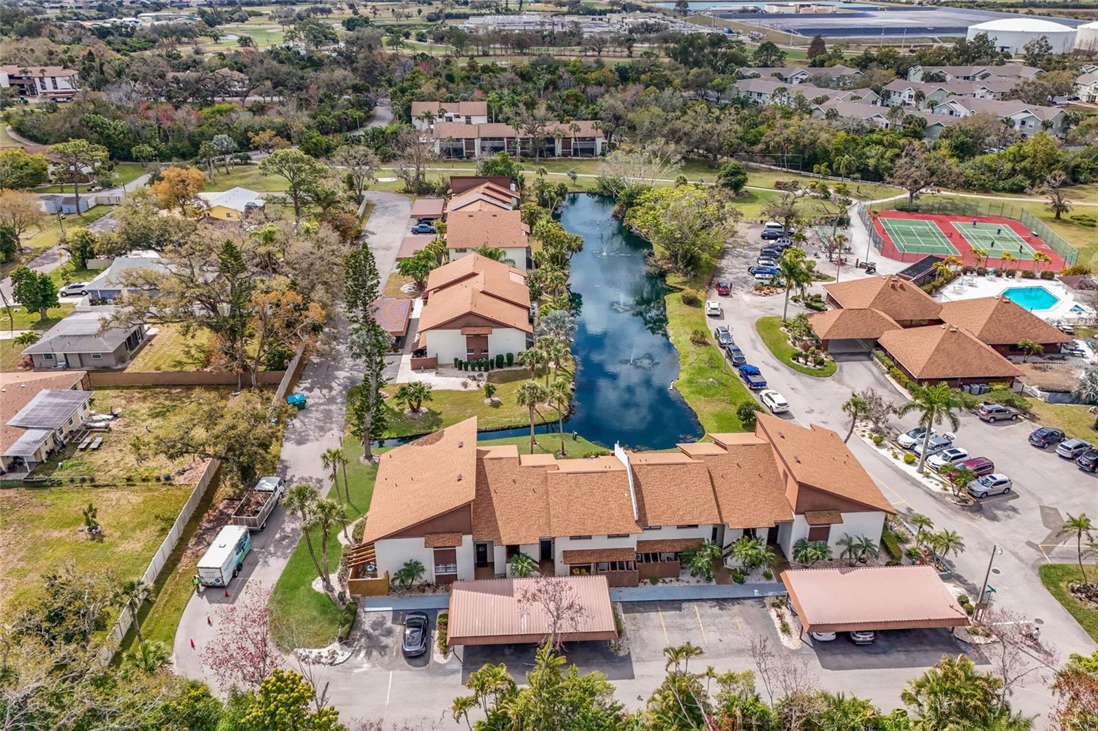 Image 34 of 43 For 6080 Red Maple Road 708