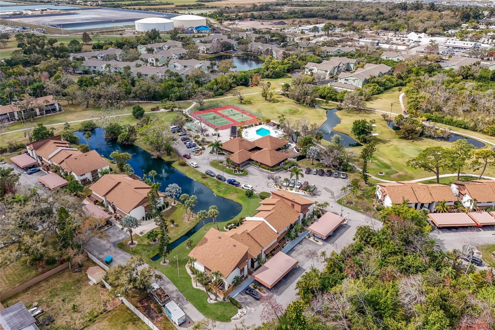 Image 35 of 43 For 6080 Red Maple Road 708