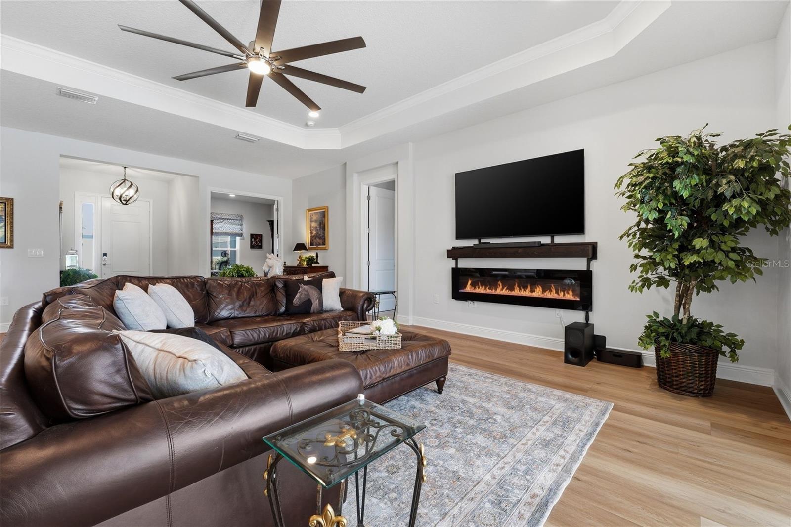 Image 11 of 91 For 14307 Skipping Stone Loop