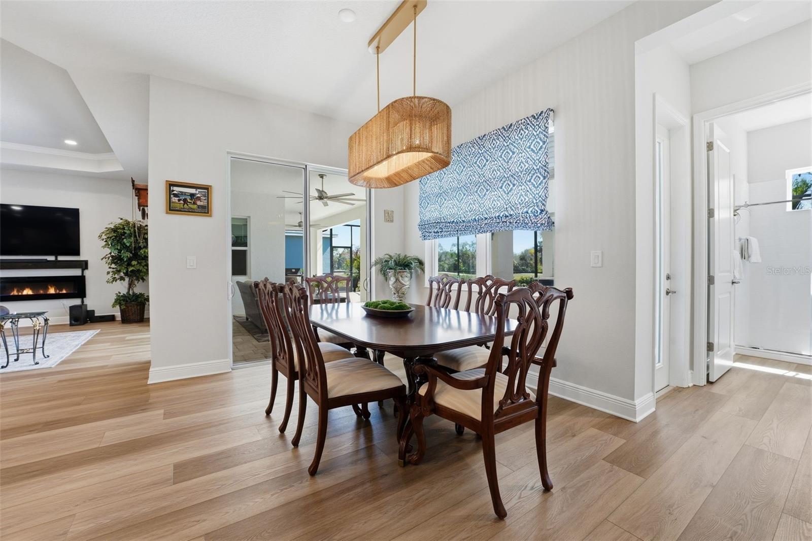 Image 17 of 91 For 14307 Skipping Stone Loop