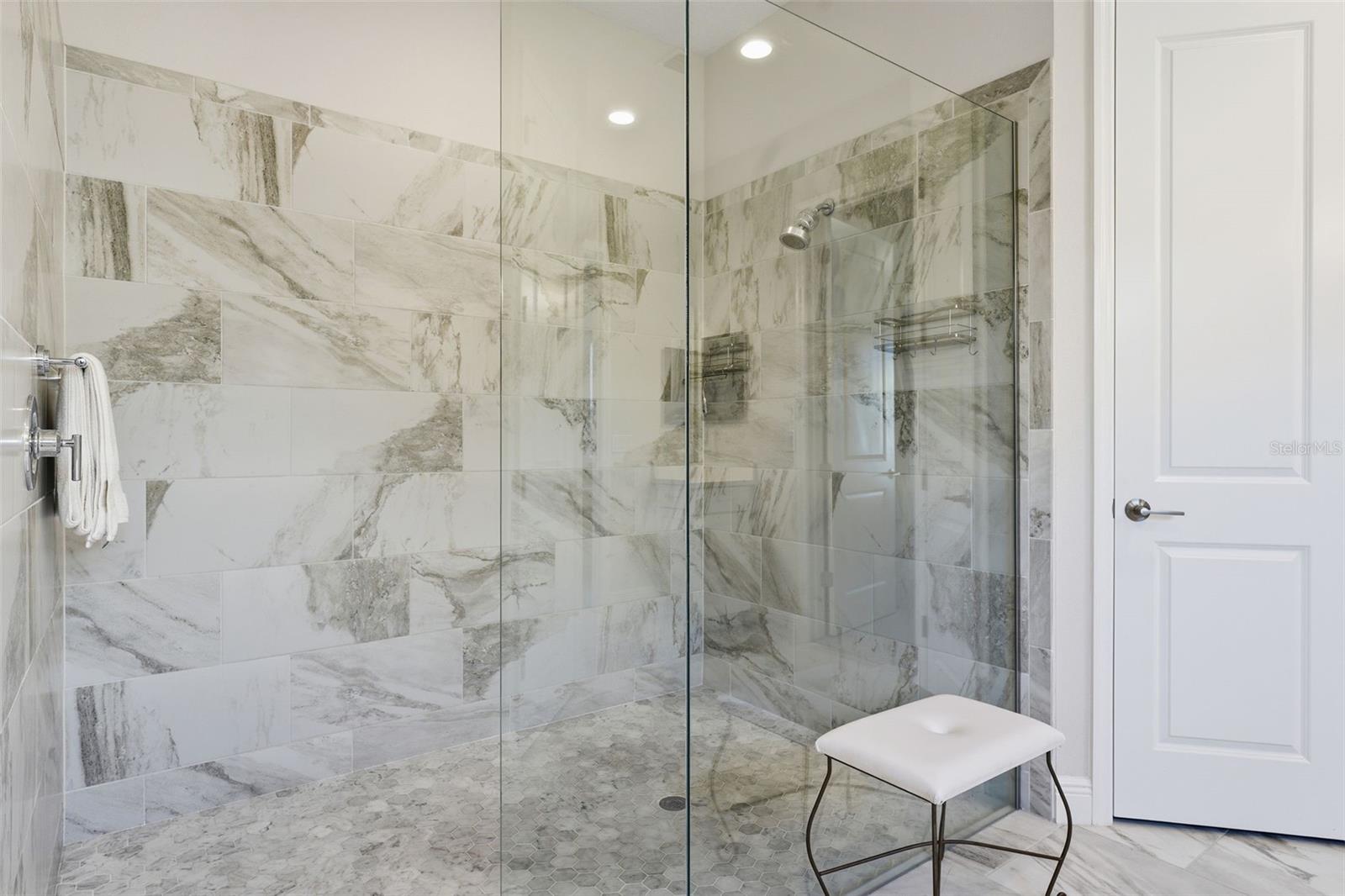 Image 24 of 91 For 14307 Skipping Stone Loop