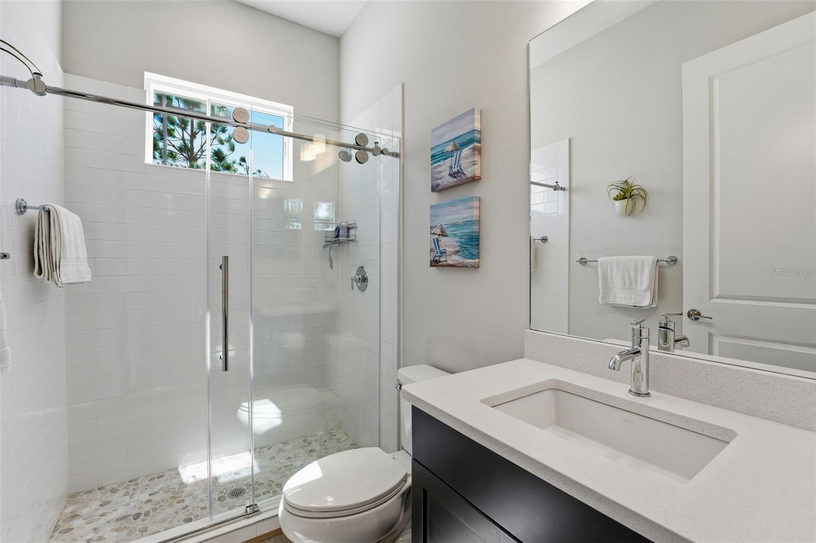 Image 32 of 91 For 14307 Skipping Stone Loop