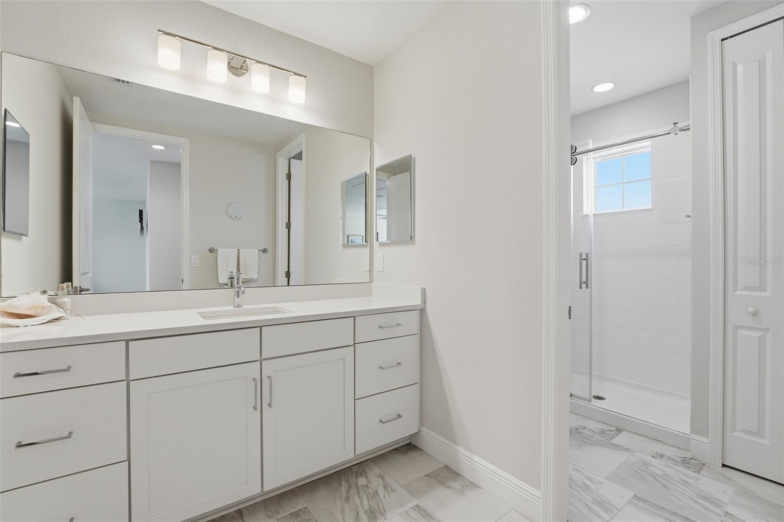 Image 43 of 91 For 14307 Skipping Stone Loop