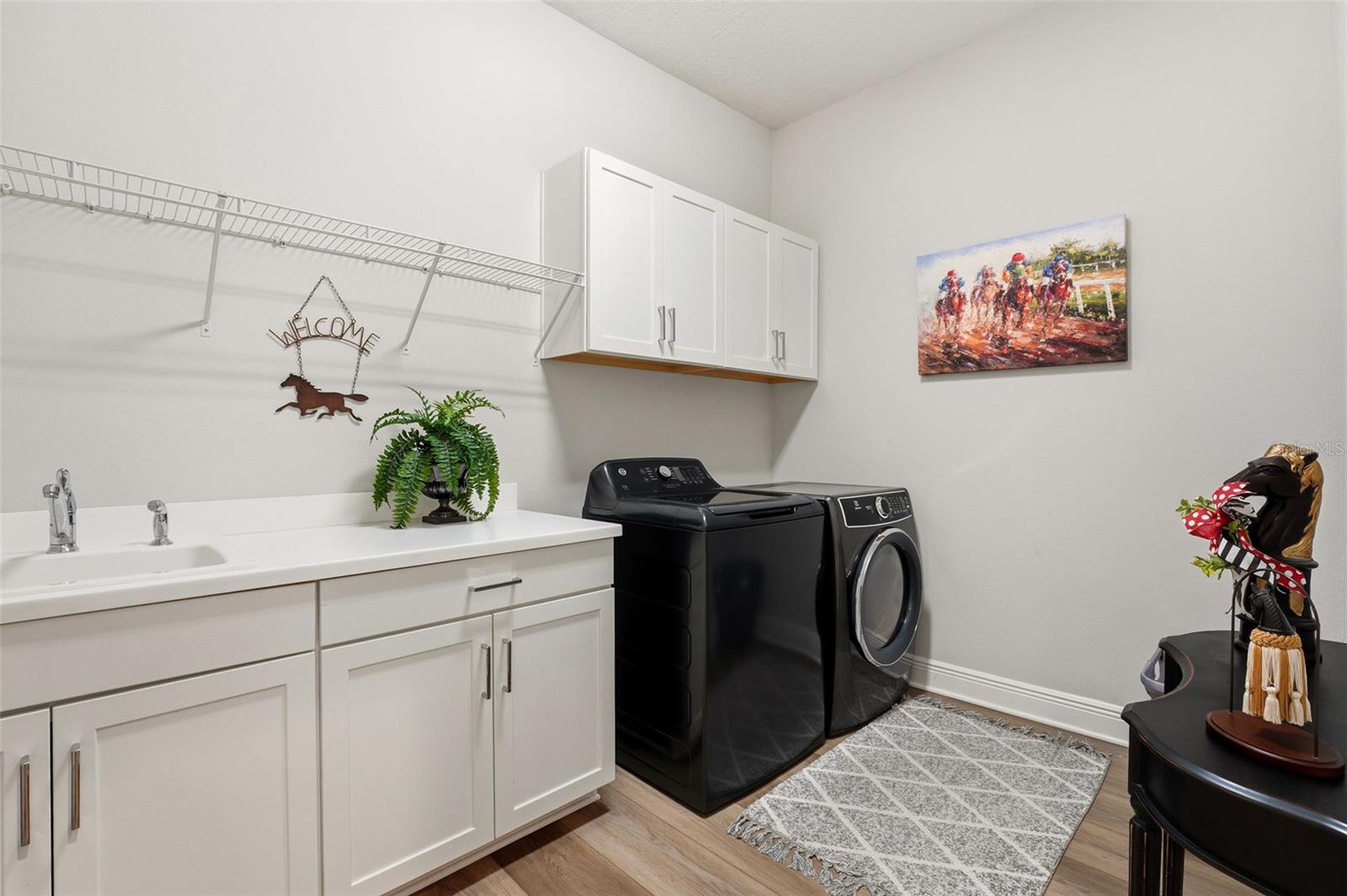 Image 46 of 91 For 14307 Skipping Stone Loop