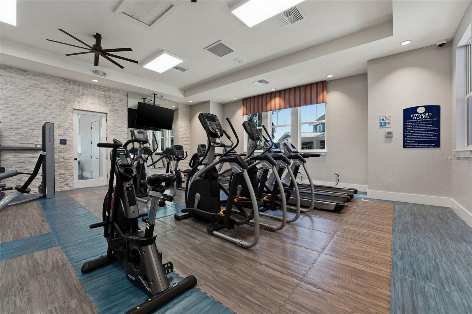 Image 77 of 91 For 14307 Skipping Stone Loop