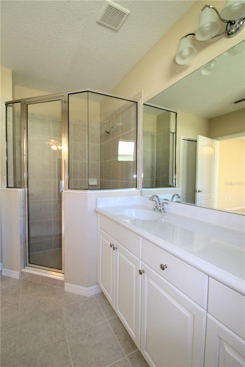 Image 14 of 33 For 3848 Shimmering Oaks Drive