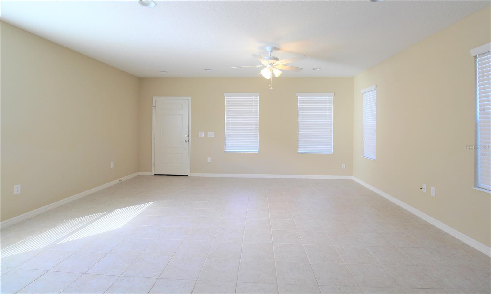 Image 6 of 33 For 3848 Shimmering Oaks Drive