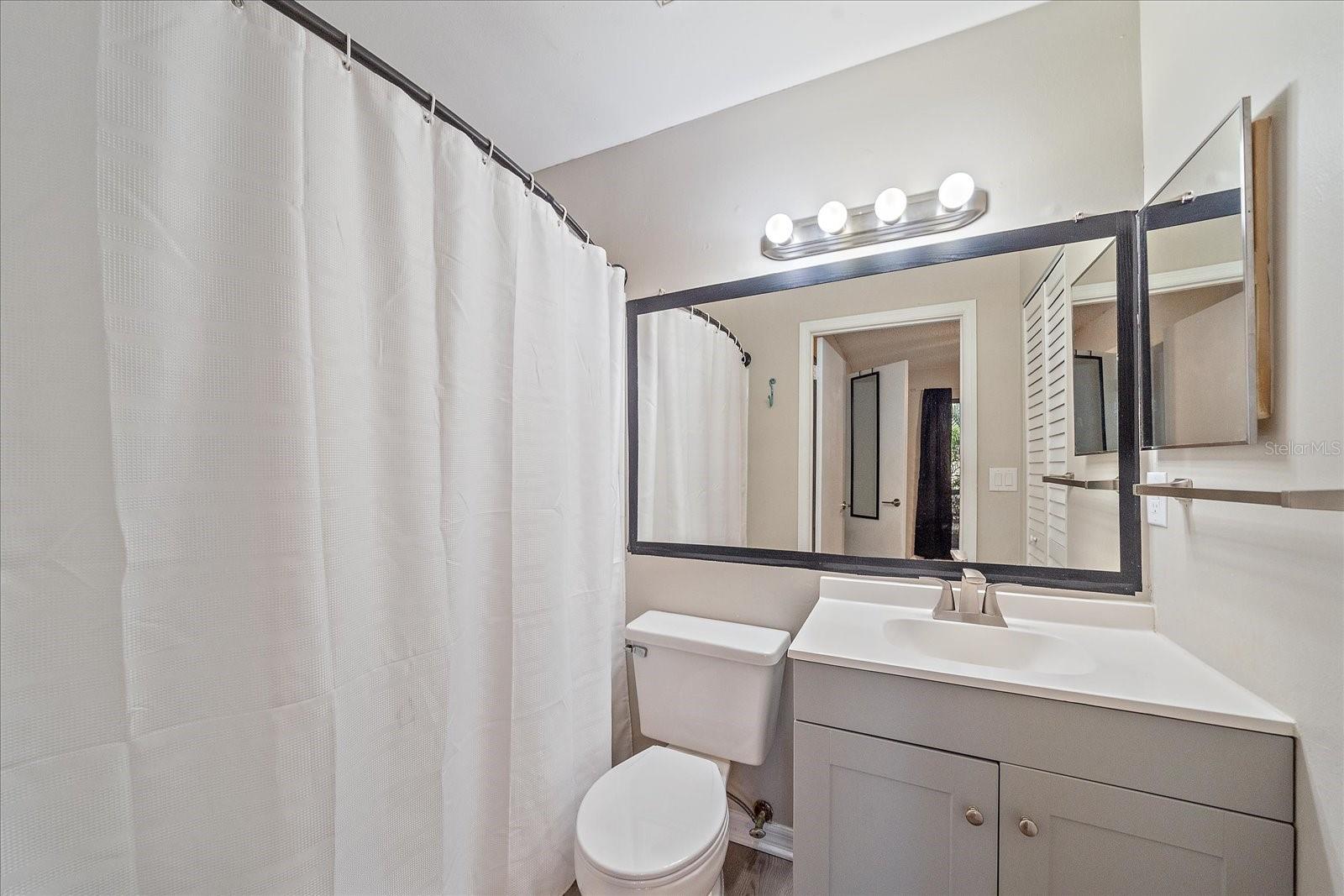 Image 18 of 39 For 4013 Crockers Lake Boulevard 1316