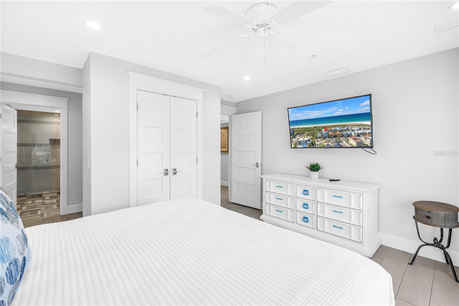 Listing photo id 28 for 316 Beach Road