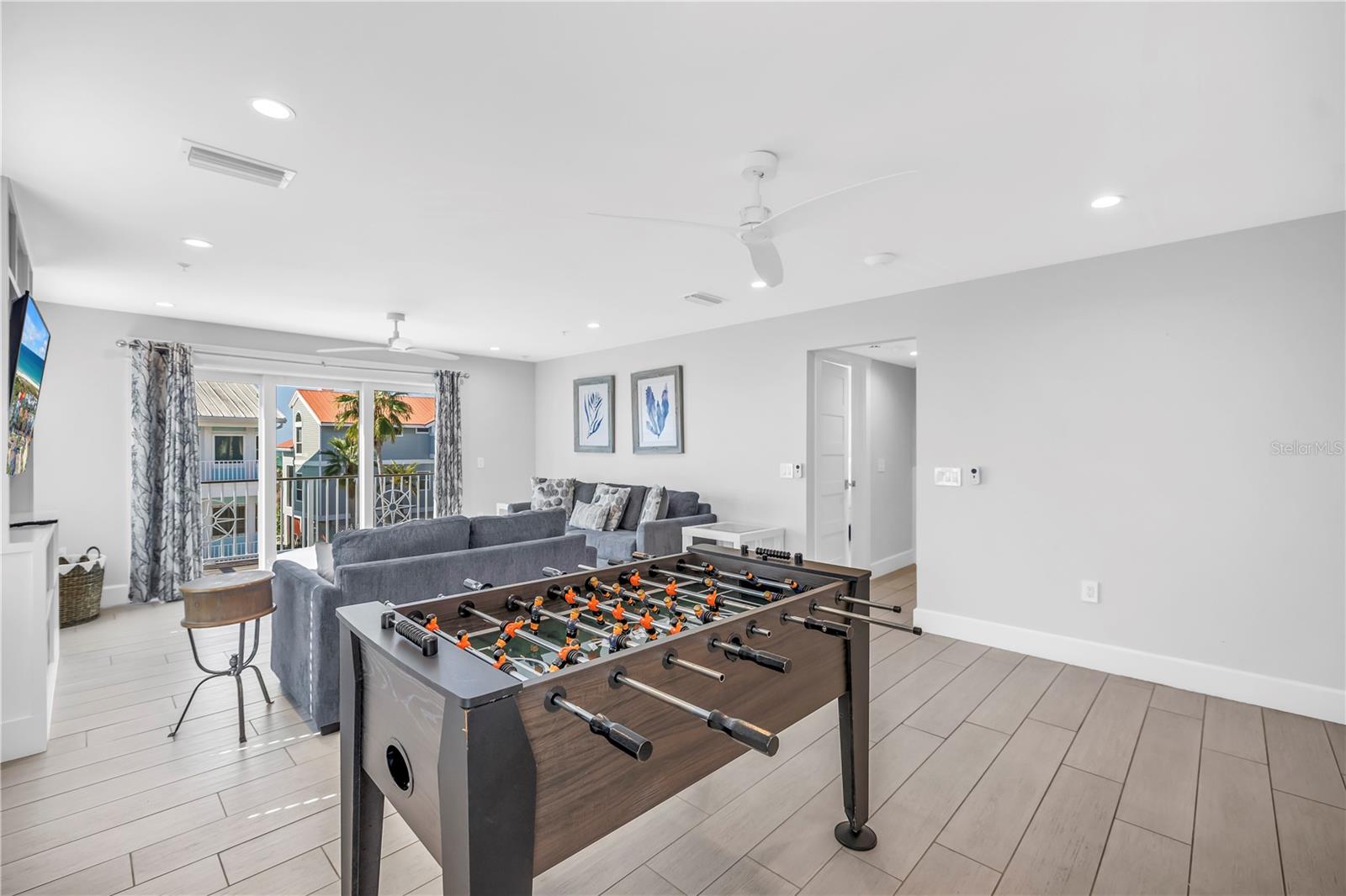 Listing photo id 51 for 316 Beach Road