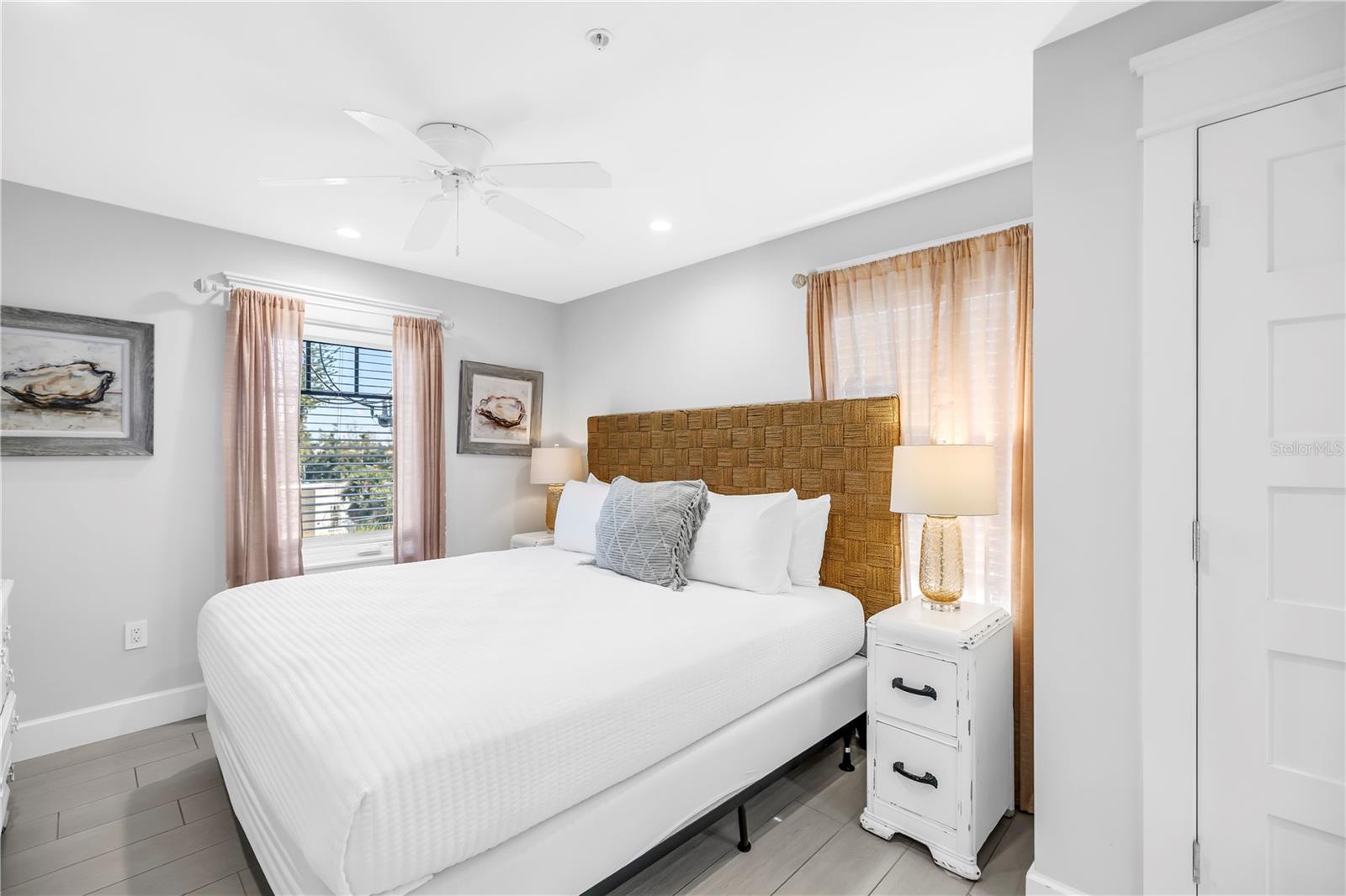 Listing photo id 56 for 316 Beach Road