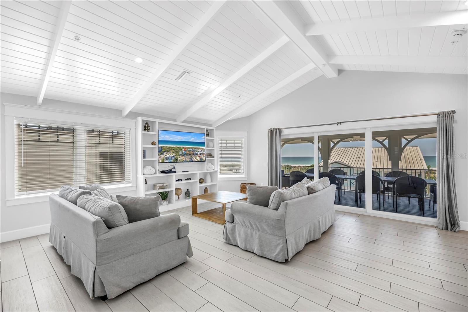 Listing photo id 70 for 316 Beach Road