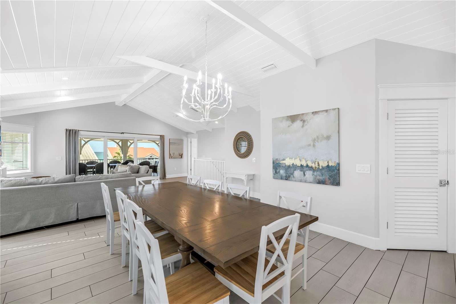 Listing photo id 73 for 316 Beach Road