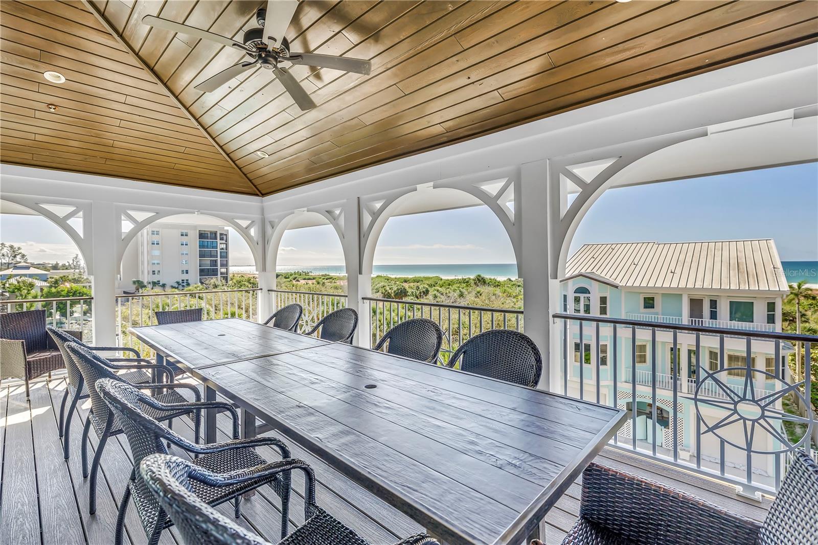 Listing photo id 80 for 316 Beach Road